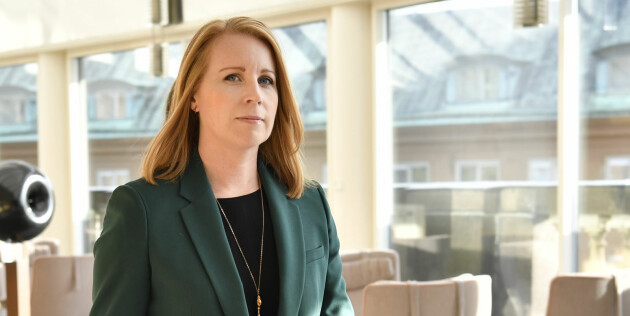 Ved en «historisk tabbe» kan hun gi Löfven makta tilbake